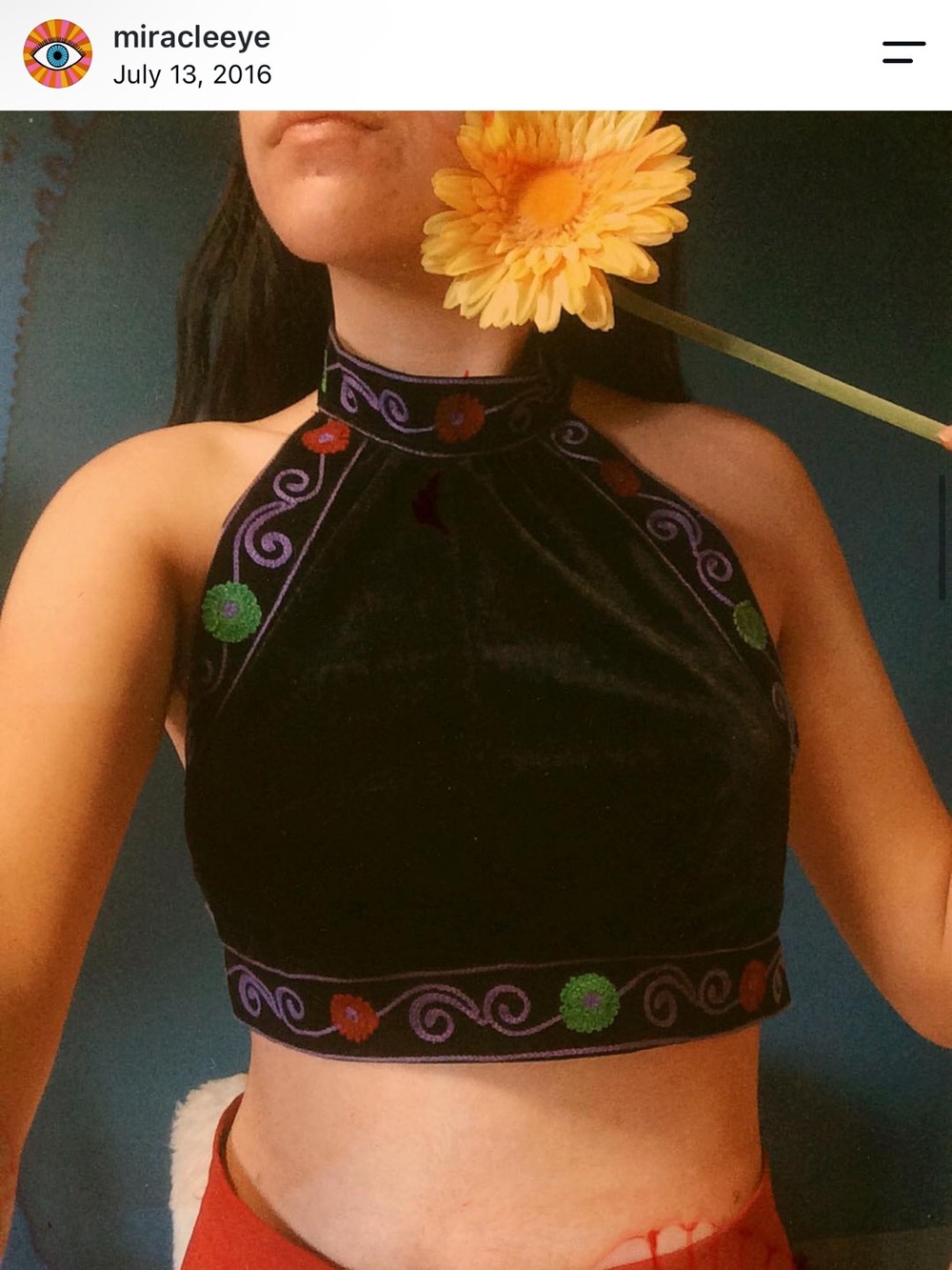Miracle Eye backless crop top